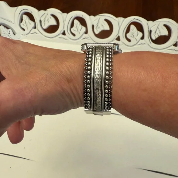 Brighton Telluride Cuff Watch
WONDERFUL GIFT!!!!! - Picture 13 of 16